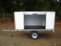 zijkant met een schuifluik open