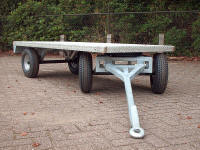 voorkant van de transportwagen