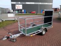 voorkant interne transportwagen met een frame en laadklep
